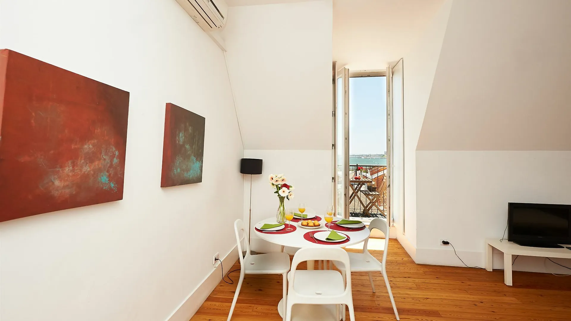 Hello Lisbon Conde Barao Apartments 0*,
